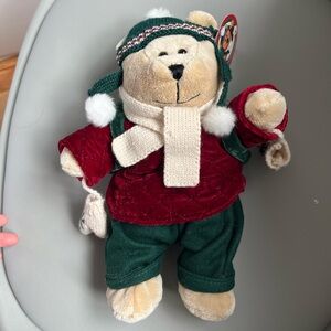 Starbucks bearista bear (winter theme)